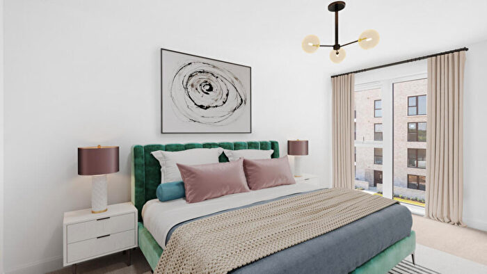 2 Bedroom Apartment For Sale In Beagle Road, Cambridge, CB3