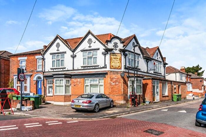 1 Bedroom Flat To Rent In Aberdeen Road, SO17