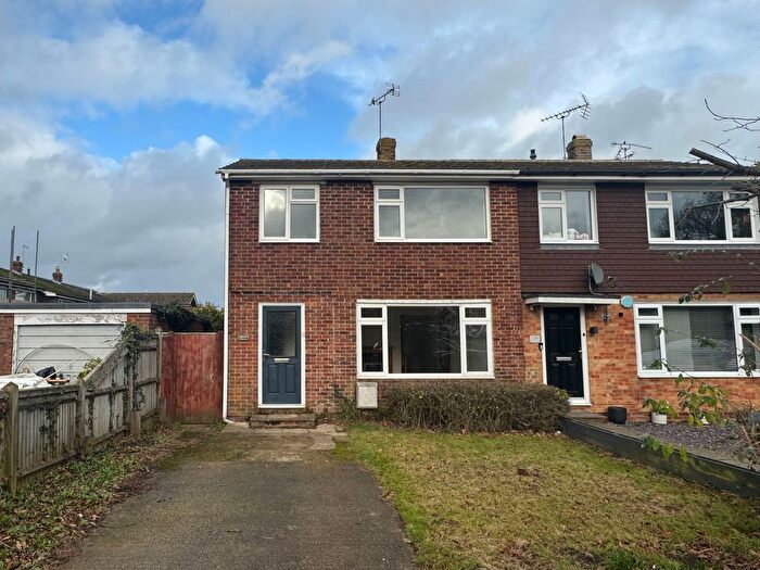 4 Bedroom End Of Terrace House For Sale In Staplehurst, Kent, TN12