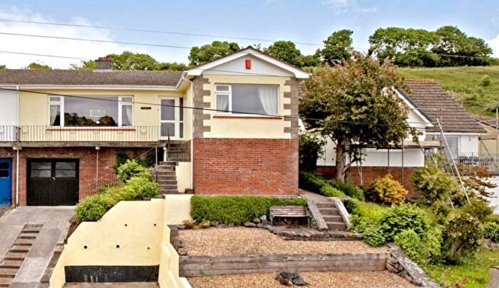 3 Bedroom Bungalow To Rent In Bronescombe Avenue, Teignmouth, TQ14