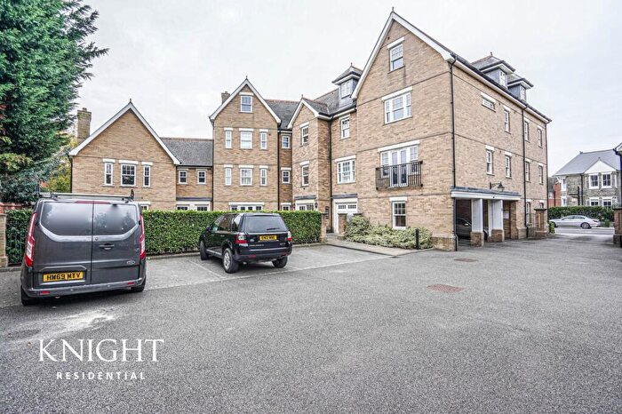 2 Bedroom Apartment For Sale In Salisbury Avenue, Colchester, CO3