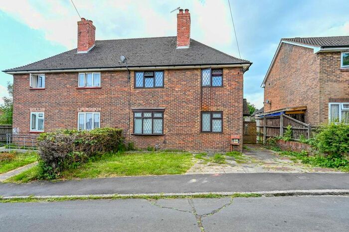 4 Bedroom Semi-Detached House To Rent In Woodside Road, Westborough, Guildford, GU2