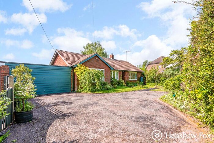 3 Bedroom Detached Bungalow For Sale In Lockerley Green, Lockerley, Romsey, Hampshire, SO51