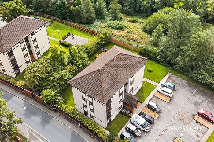2 Bedroom Flat For Sale In Grange Avenue, Preston, PR2
