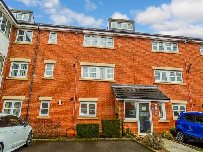 2 Bedroom Flat To Rent In Hawks Edge, West Moor, Newcastle Upon Tyne, NE12