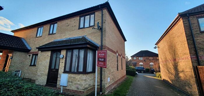 1 Bedroom End Of Terrace House To Rent In Groundsel Close, Walnut Tree, Milton Keynes, MK7