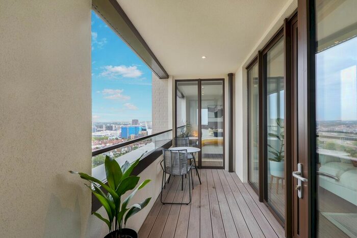 3 Bedroom Flat To Rent In Park Lane, Wembley, HA9