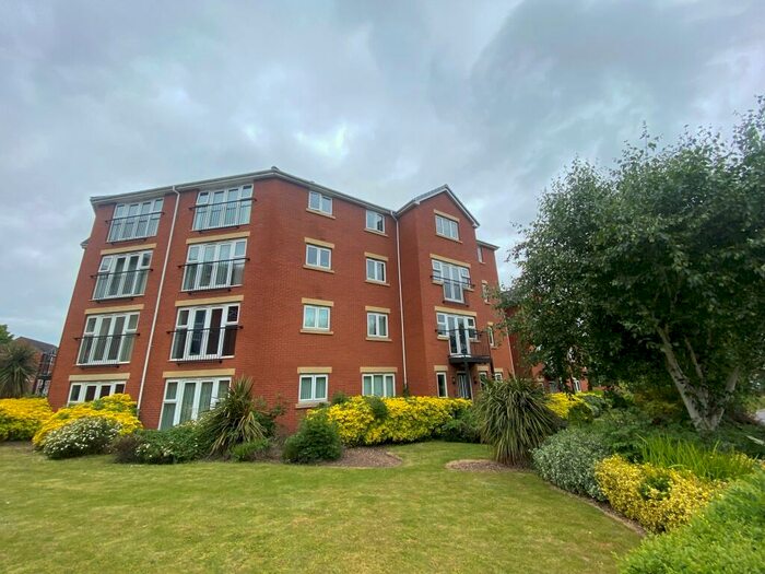 2 Bedroom Flat To Rent In Gloucester Close, Redditch, B97