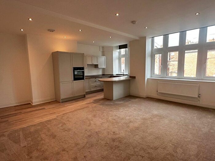 2 Bedroom Apartment To Rent In Middleton House, Derby, DE1