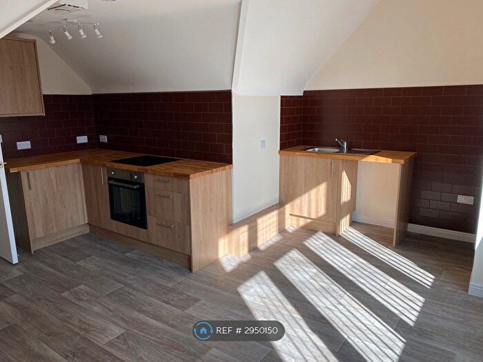 1 Bedroom Flat To Rent In Penn Hill Avenue, Poole, BH14