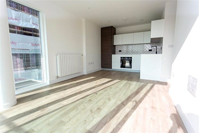 1 Bedroom Apartment To Rent In Plowden Road, Kidbrooke Village, Kidbrooke, SE3