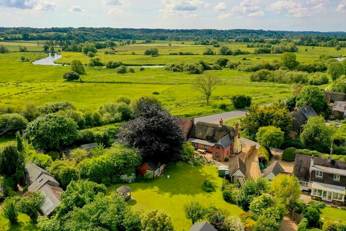 3 Bedroom Property For Sale In Fryern Court Road, Burgate, Fordingbridge, SP6