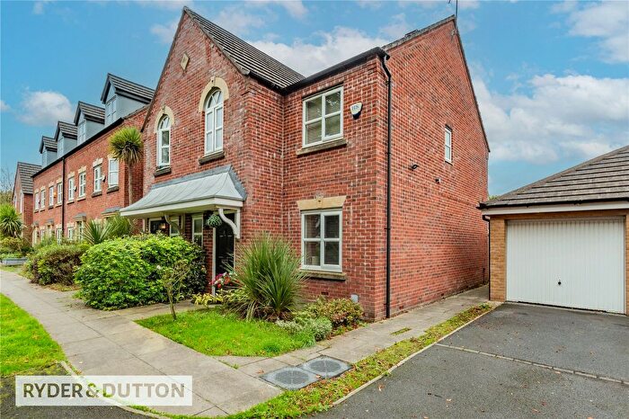 3 Bedroom End Terrace House For Sale In Viscount Drive, Rhodes, Middleton, Manchester, M24