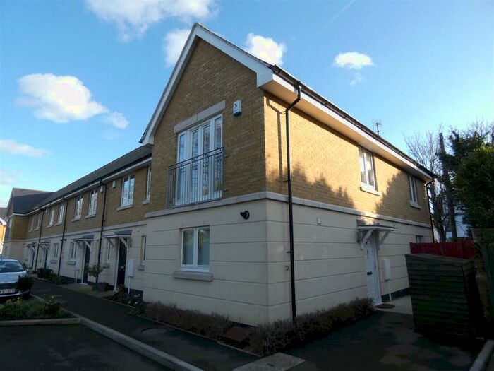 2 Bedroom House To Rent In Claremont Mews, Birchington, CT7