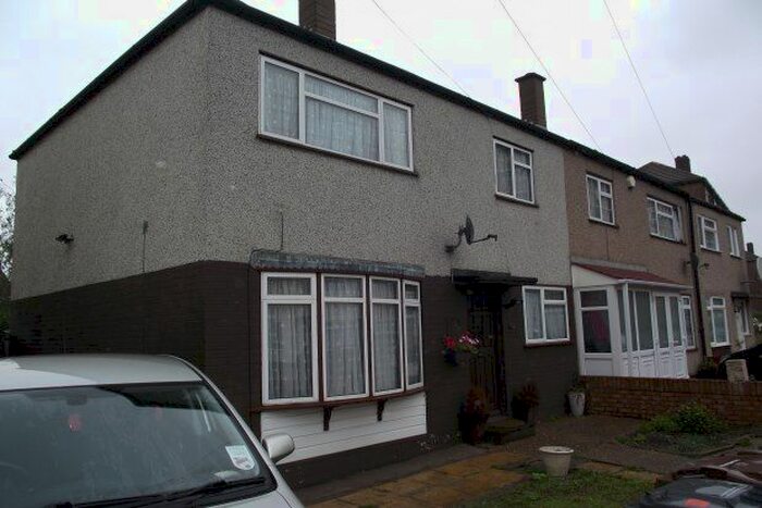 3 Bedroom Property To Rent In Curzon Crescent, Barking, IG11