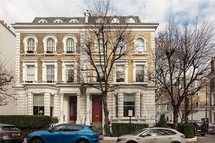 2 Bedroom Flat For Sale In Phillimore Gardens, Kensington, London, W8