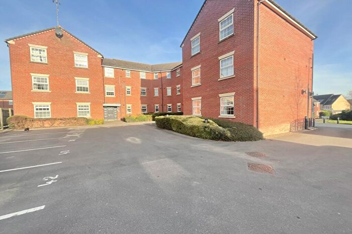 2 Bedroom Flat For Sale In Lambrell Avenue, Kiveton Park, Sheffield, S26