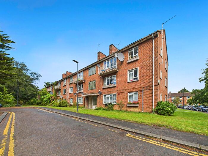 2 Bedroom Flat For Sale In Milman Close, Pinner, HA5