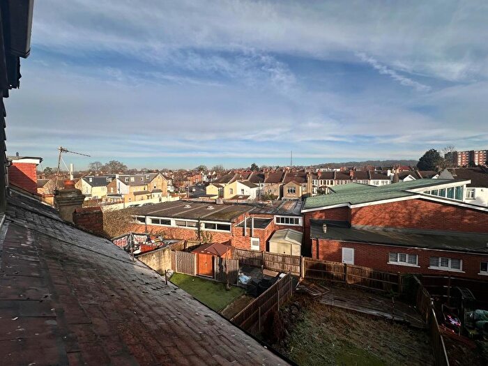 4 Bedroom Property To Rent In Elliott Road, Thornton Heath, CR7