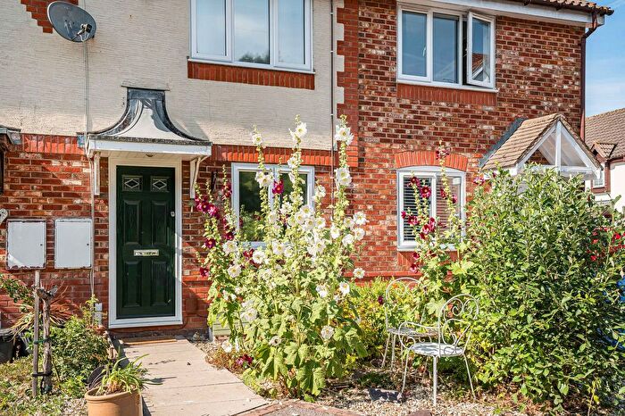 2 Bedroom Terraced House For Sale In Mallard Close, Swindon, SN3