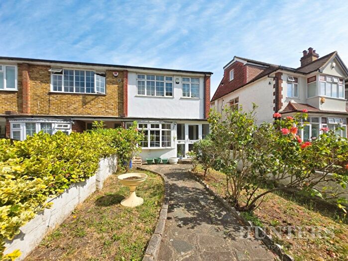 3 Bedroom End Of Terrace House For Sale In Nightingale Road, Carshalton, SM5
