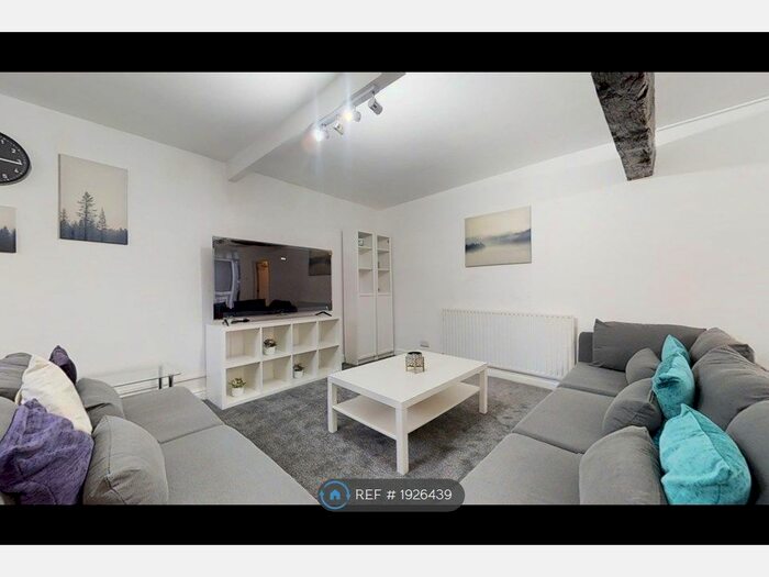 5 Bedroom Semi-Detached House To Rent In Rosedale Road, Sheffield, S11