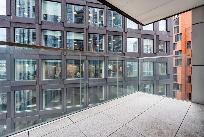 2 Bedroom Flat To Rent In Atlas Building, London, EC1V
