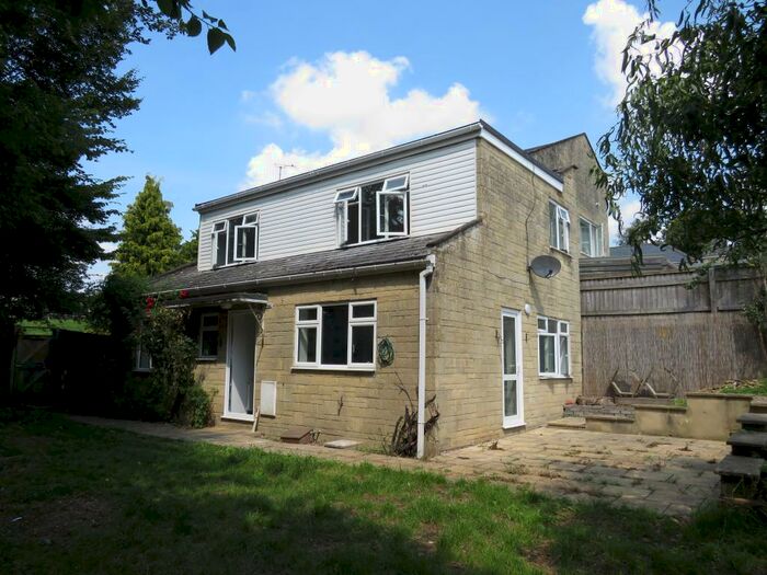3 Bedroom House To Rent In Cresswells, Corsham, SN13