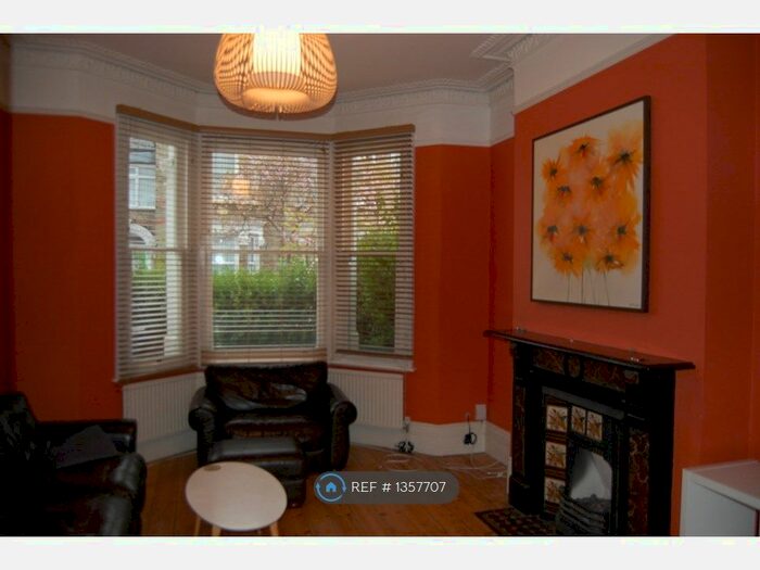 4 Bedroom Terraced House To Rent In London, London, SW2