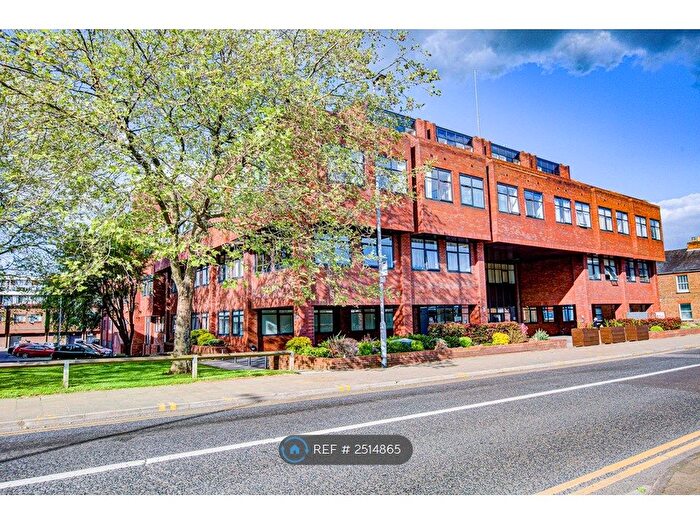 Studio To Rent In The Landmark, Luton, LU1