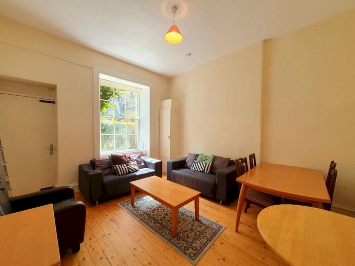4 Bedroom Flat To Rent In Summerhall Square, Newington, Edinburgh, EH9