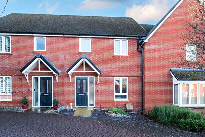 3 Bedroom Terraced House For Sale In Saunders Way, Basingstoke, RG23