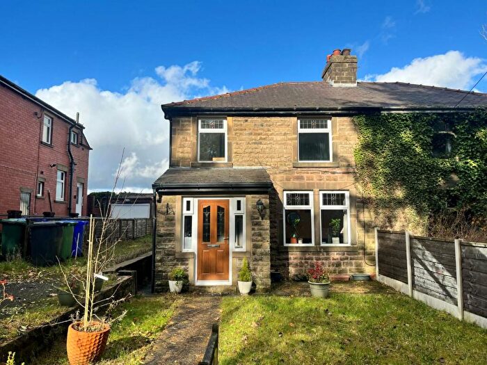 3 Bedroom Cottage To Rent In Kenyon Clough, Helmshore, BB4