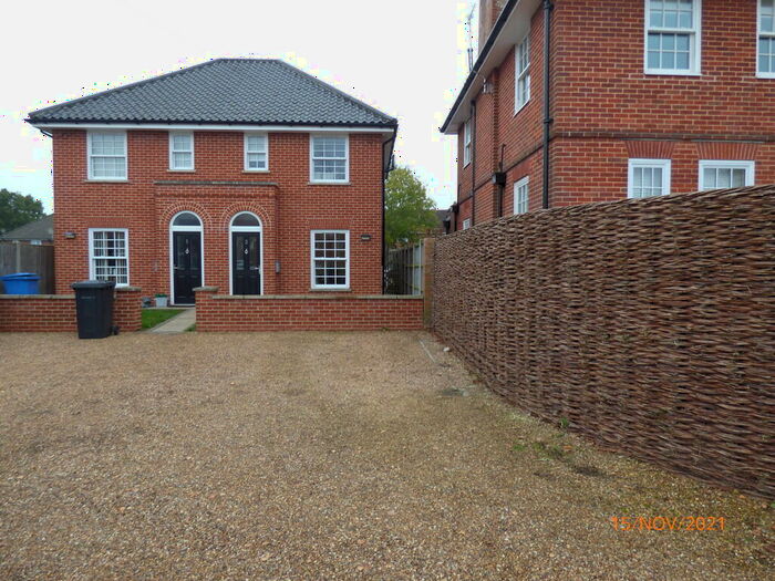 4 Bedroom Semi-Detached House To Rent In Rigbourne Hill, Beccles, NR34