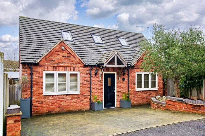 3 Bedroom Cottage For Sale In Longlands, Repton, DE65