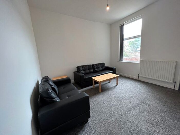 4 Bedroom Terraced House To Rent In Noel Street, Nottingham, NG7