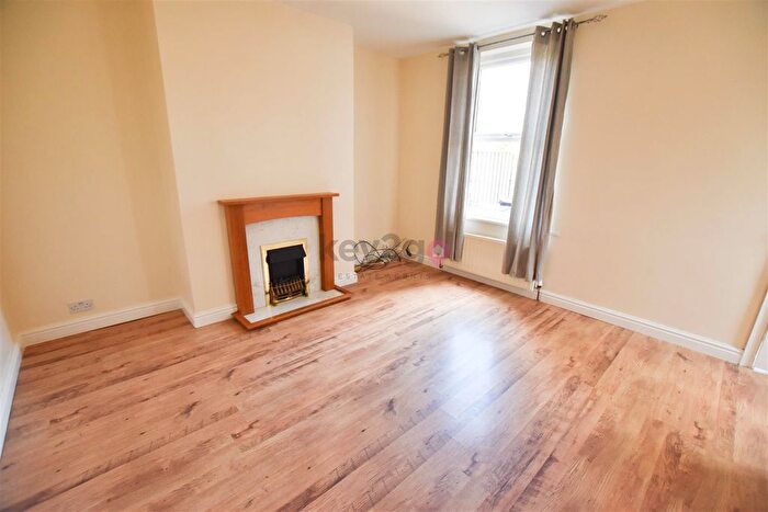 1 Bedroom Flat To Rent In Cadman Street, Mosborough, S20