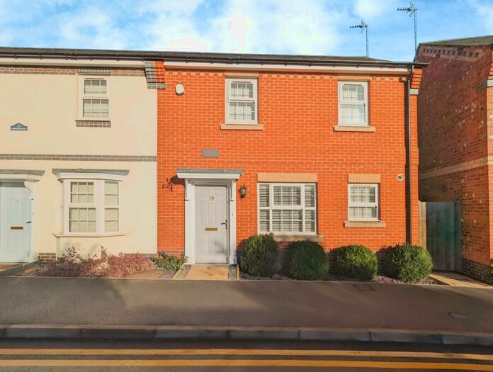 2 Bedroom House To Rent In Isabel Lane, Leicester, LE8