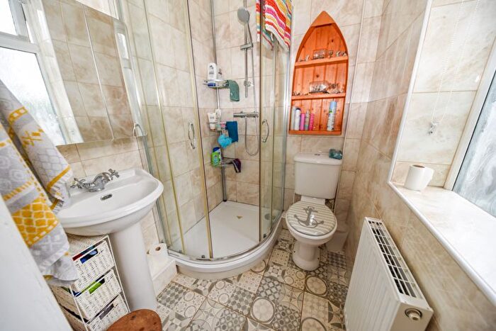 3 Bedroom Terraced House For Sale In Morley Crescent, Cowplain, Waterlooville, PO8