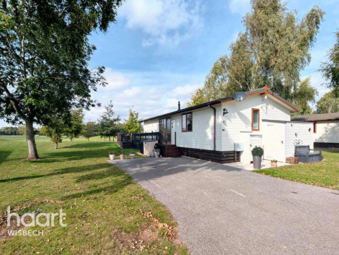 2 Bedroom Park Home For Sale In Tydd St Giles Country Club, Tydd St Giles, PE13