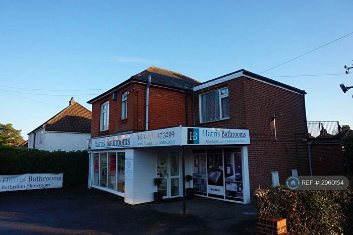 2 Bedroom Flat To Rent In West End Road, Southampton, SO18
