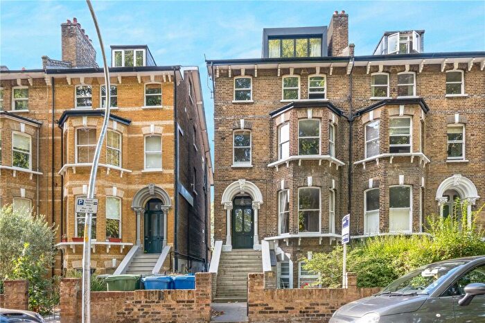 2 Bedroom Apartment For Sale In East Dulwich Road, East Dulwich, London, SE22