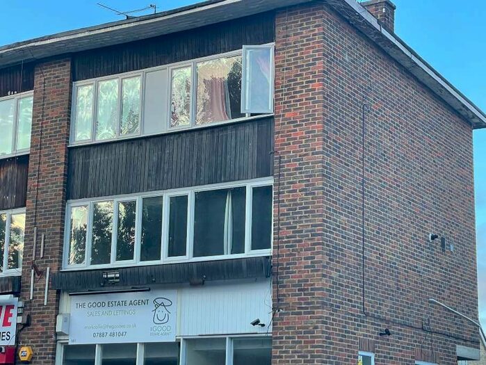 3 Bedroom Maisonette To Rent In Green Street, Sunbury On Thames, TW16