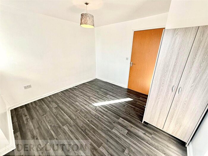 2 Bedroom Apartment To Rent In Silchester Drive, Manchester, Greater Manchester, M40