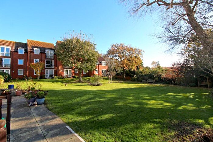 1 Bedroom Retirement Property For Sale In Sutton Road, Seaford, BN25