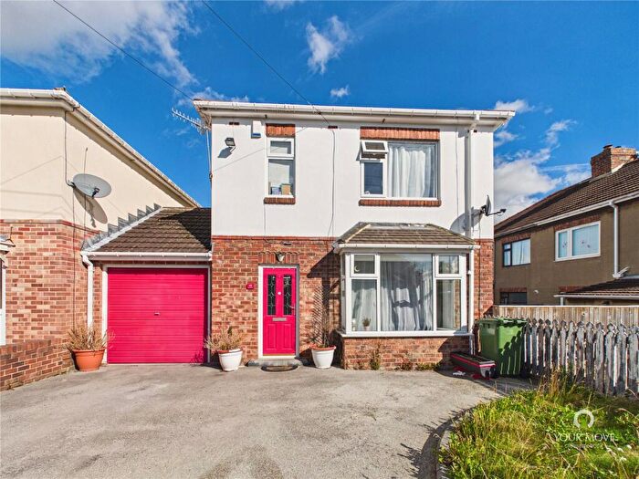 3 Bedroom Link Detached House For Sale In Stewartsfield, Rowlands Gill, Tyne And Wear, NE39