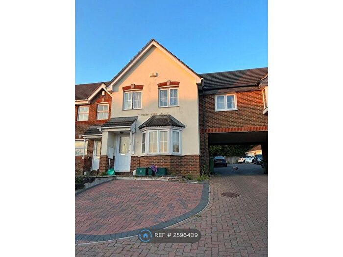 3 Bedroom Terraced House To Rent In Emerson Way, Emersons Green, Bristol, BS16