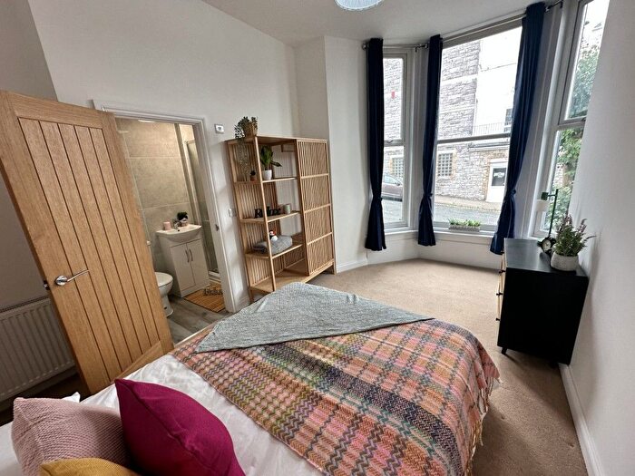 2 Bedroom Flat To Rent In Sutherland Road, Mutley, Plymouth, PL4