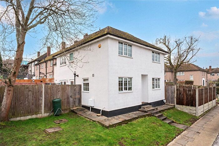4 Bedroom End Terrace House For Sale In Petersham Drive, Orpington, BR5