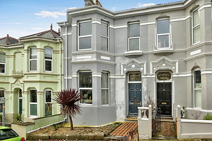 2 Bedroom Flat To Rent In Beatrice Avenue, Lipson, Plymouth, Devon, PL4